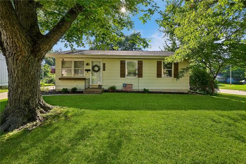 1401 39th St Se, Cedar Rapids, IA, 52403-3759 | Card Image
