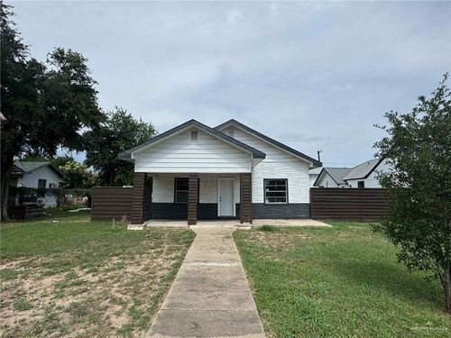 1014 N Saint Marie St, Mission, TX, 78572-4216 | Card Image