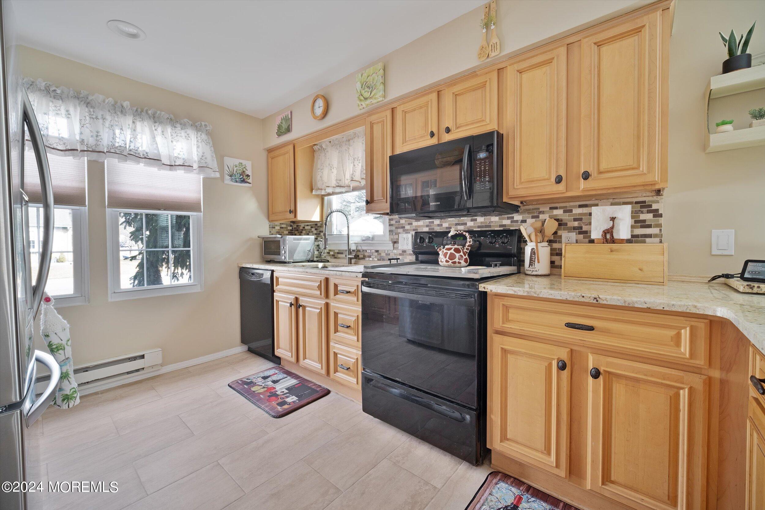 Penwood Dr, Whiting, NJ 08759