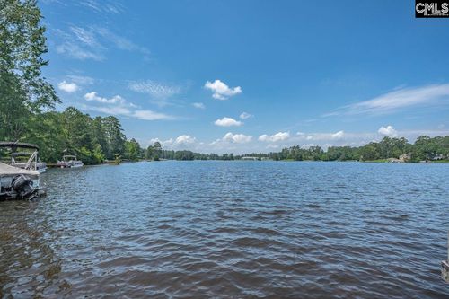 5921 Lakeshore Dr, Columbia, SC, 29206-4327 | Card Image