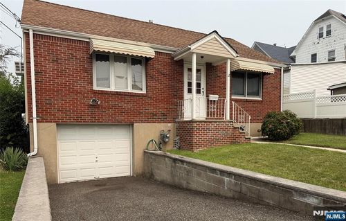 12 Pleasant Ave, Garfield, NJ, 07026-2120 | Card Image