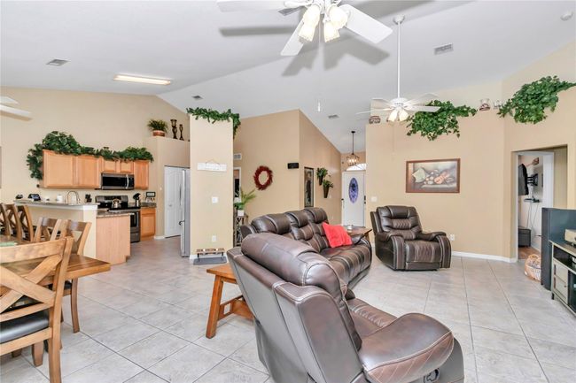 10372 Sw 41 St Ct, House other with 4 bedrooms, 2 bathrooms and null parking in OCALA FL | Image 17