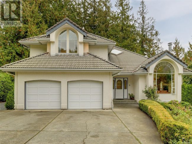 8849 Carmanah Terr, House other with 6 bedrooms, 4 bathrooms and 4 parking in North Saanich BC | Image 1