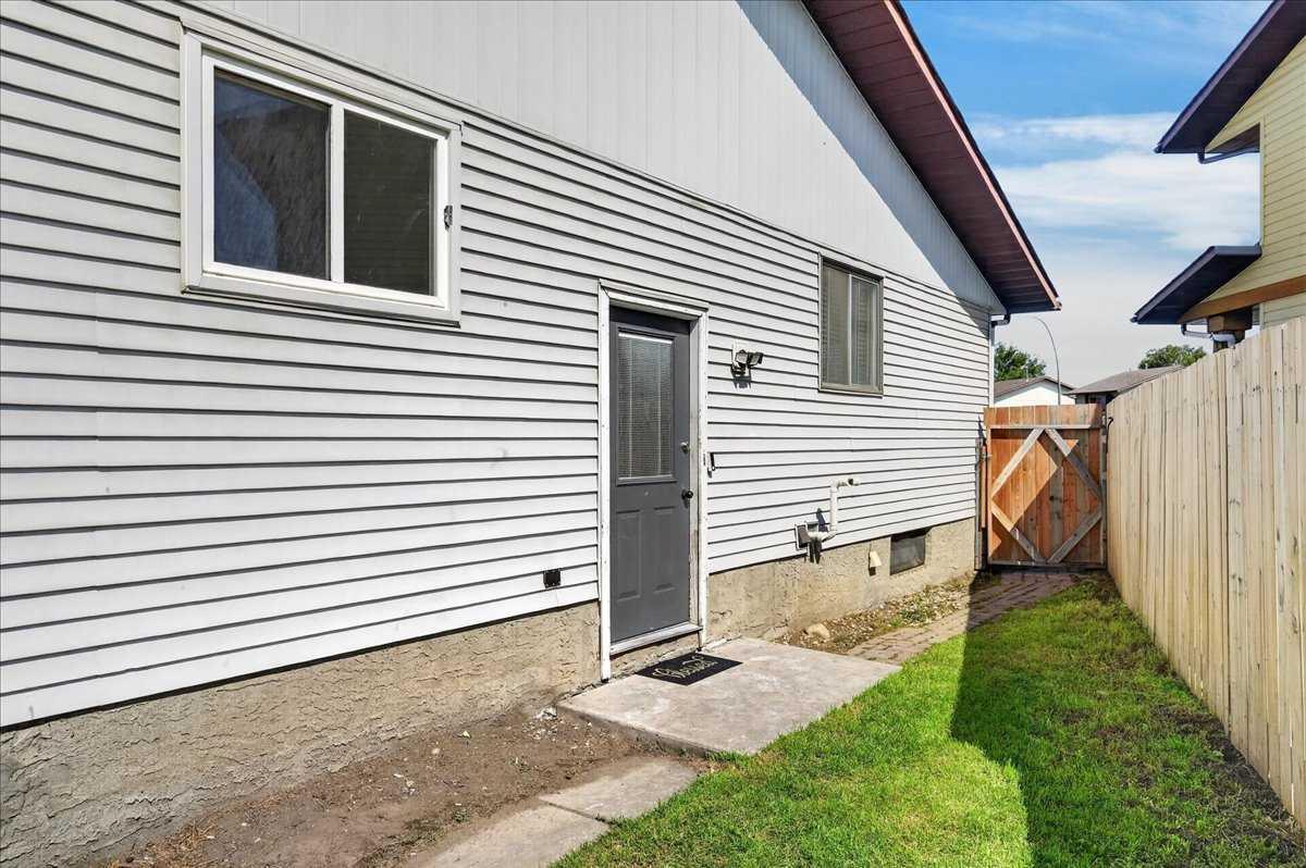 Residential in Calgary 4