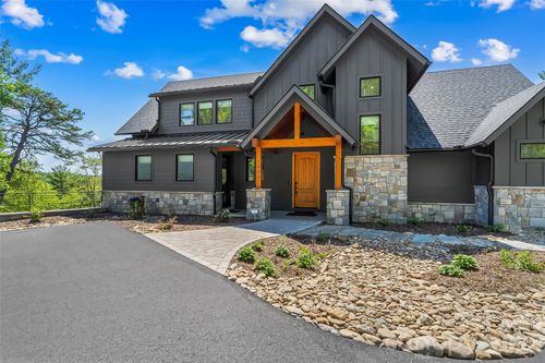 1503 Black Forest Dr, Marion, NC, 28752-6742 | Card Image