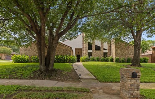 3827 Ashbury Ln, Bedford, TX, 76021-2406 | Card Image