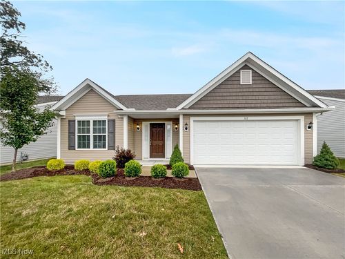 167 Prestwyck Ln, Elyria, OH, 44035-8982 | Card Image