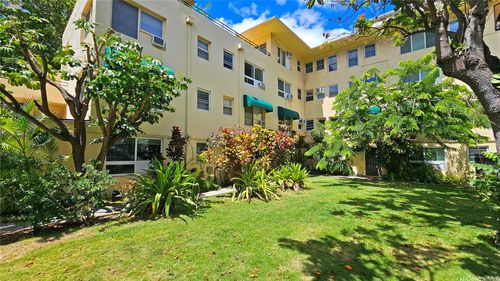 301-1880 Kahakai Dr, Honolulu, HI, 96814-4823 | Card Image