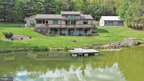 81 Stump Ln, PINE GROVE, PA, 17963-8028 | Card Image