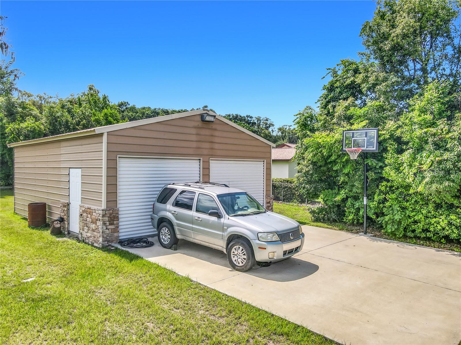 Residential in DELAND 3