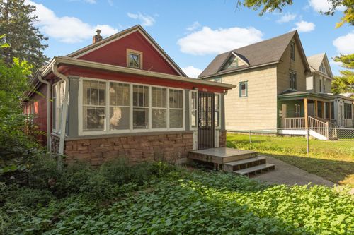 306 Burgess St, Saint Paul, MN, 55117-5304 | Card Image