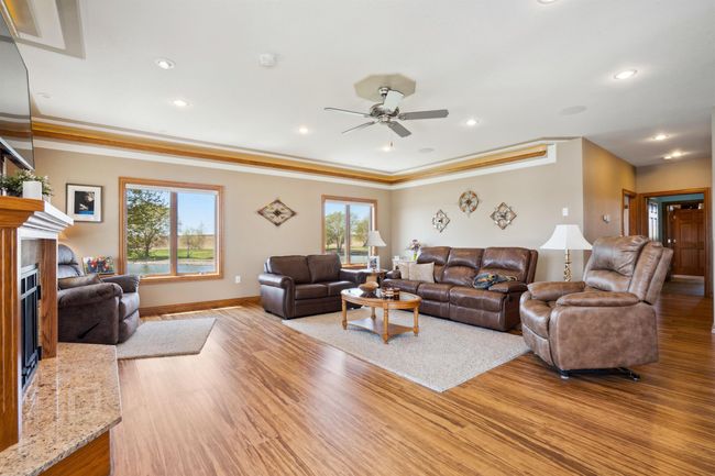1701 Centennial Rd, House other with 4 bedrooms, 5 bathrooms and null parking in Ossian IA | Image 12