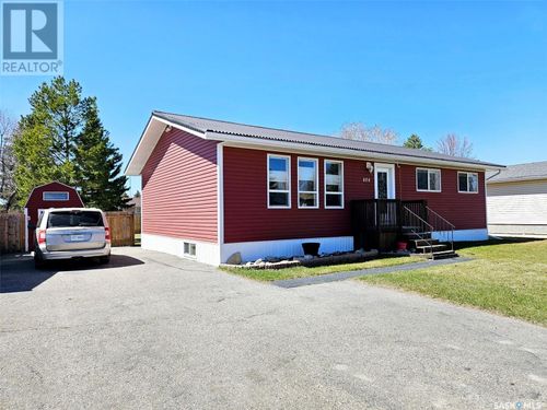 404 4th St E, Carlyle, SK, S0C0R0 | Card Image