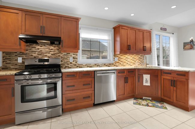 134 Loretta Dr, House other with 3 bedrooms, 2 bathrooms and 4 parking in Virgil ON | Image 6