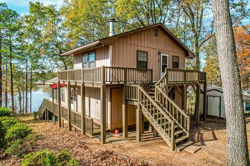 132 W Daylight Dr, Eatonton, GA, 31024-7224 | Card Image
