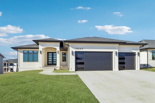 18043 Townsend Dr, Clive, IA, 50325-6230 | Card Image