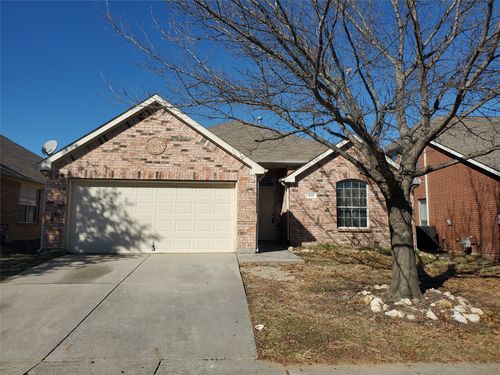 336 Mystic River Trl, Fort Worth, TX, 76131-4551 | Card Image
