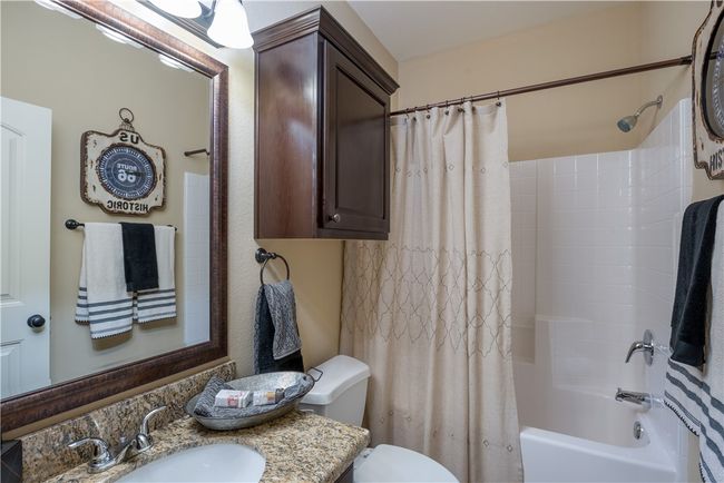3515 General Pkwy, Townhouse with 4 bedrooms, 4 bathrooms and null parking in College Station TX | Image 21