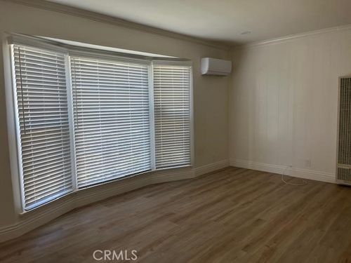 3370 Barham Blvd, Los Angeles, CA, 90068-1442 | Card Image