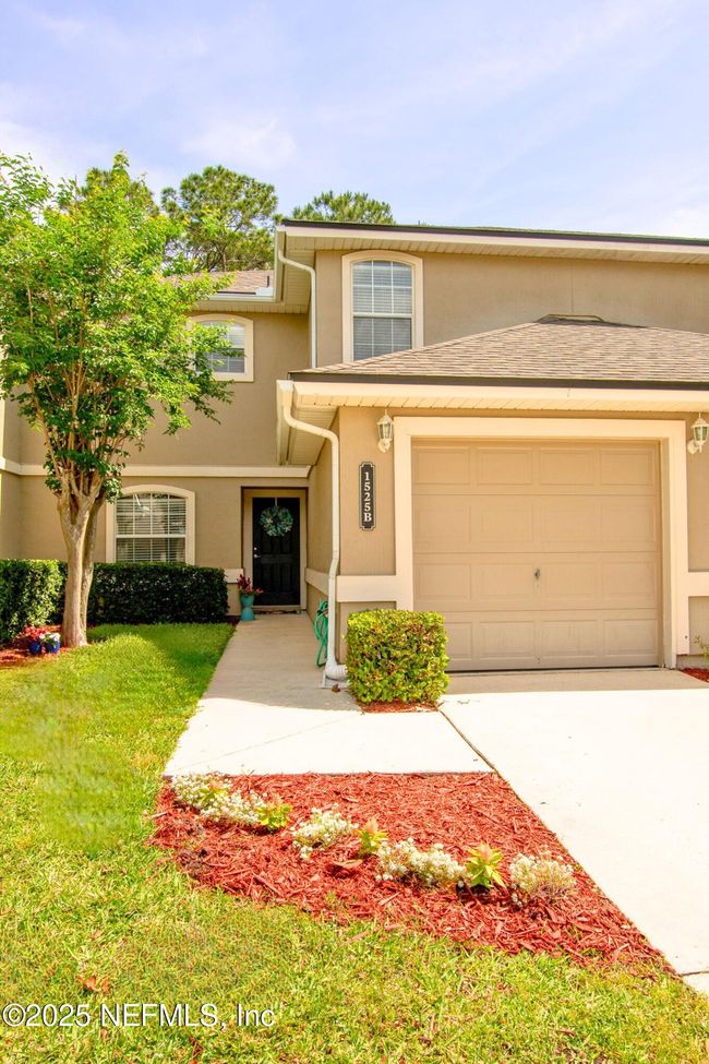 B - 1525 Vineland Cir, Townhouse with 3 bedrooms, 3 bathrooms and null parking in Fleming Island FL | Image 4