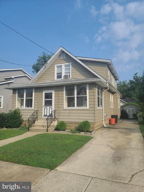 2-15 W Oakland Ave, HADDON TOWNSHIP, NJ, 08107-1237 | Card Image