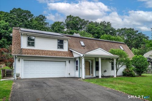 6 Caye Rd, Danbury, CT, 06811-4935 | Card Image