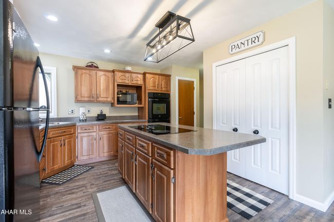 1474 Locke Mountain Rd, House other with 3 bedrooms, 3 bathrooms and null parking in HOLLIDAYSBURG PA | Image 13