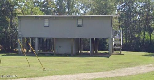 10633 Woolmarket Lake Rd, Biloxi, MS, 39532-9298 | Card Image
