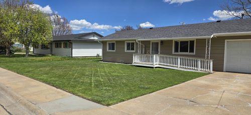 1818 Kiowa Ln, Cozad, NE, 69130-1027 | Card Image