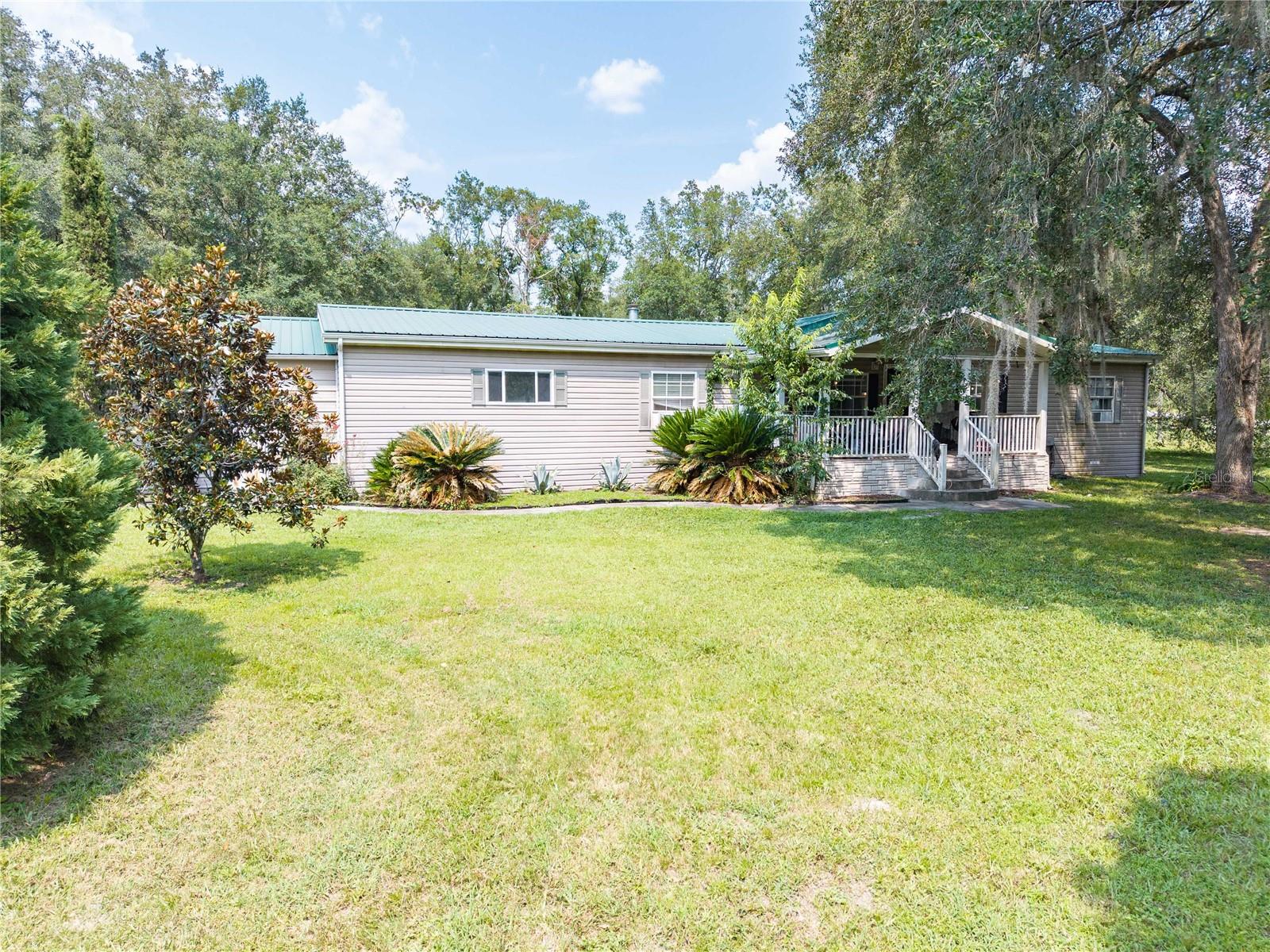 Residential in LIVE OAK