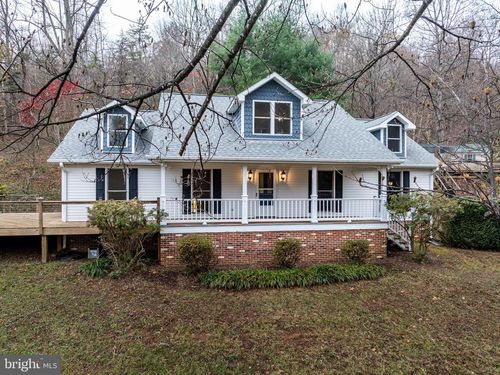 689 Mutton Hollow Rd, STANARDSVILLE, VA, 22973-2740 | Card Image