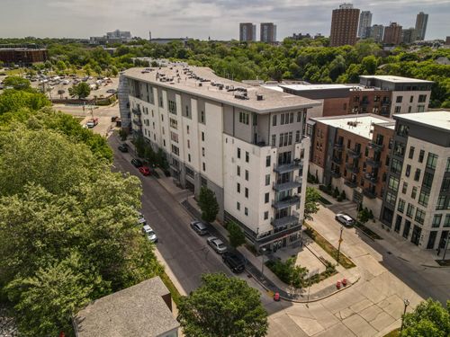 2080 N Commerce St, Milwaukee, WI, 53212-3475 | Card Image