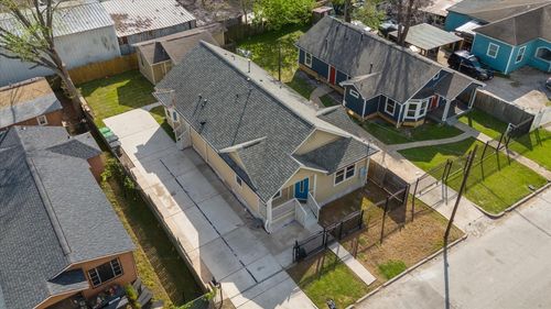 7112 Avenue L, Houston, TX, 77011-2760 | Card Image
