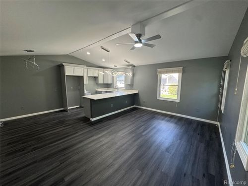 41912 King Edward Ct, Clinton Township, MI, 48038-4532 | Card Image