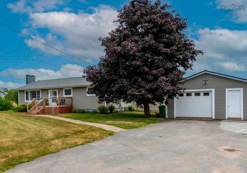 1389 Highway 2, Lantz, NS, B2S1Z5 | Card Image