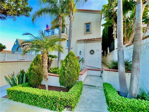 1-721 W 27th, San Pedro, CA, 90731 | Card Image