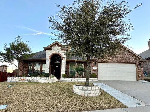 2112 Fossil Mesa Way, Fort Worth, TX, 76131-2531 | Card Image