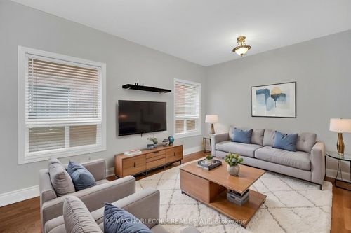 92 Water Garden Lane, Woodbridge, ON, L4H1N5 | Card Image