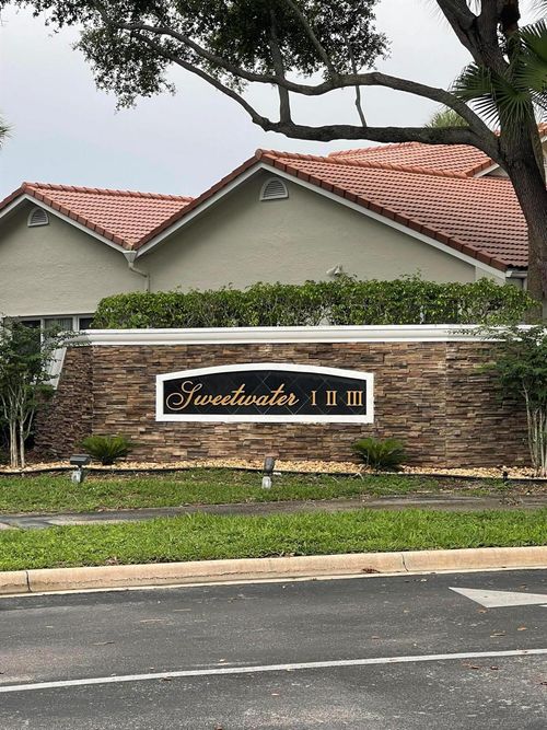 apt-201-10910 Lakemore Ln, Boca Raton, FL, 33498-1541 | Card Image