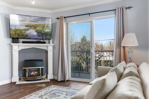 204-9175 Edward St, Chilliwack, BC, V2P4C5 | Card Image