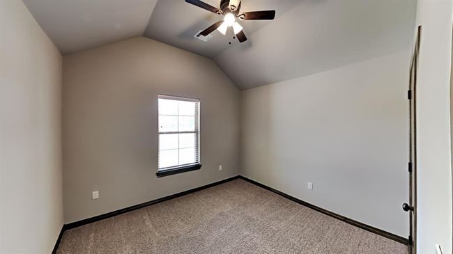 1719 W Zachary Way, House other with 3 bedrooms, 2 bathrooms and null parking in Mustang OK | Image 9