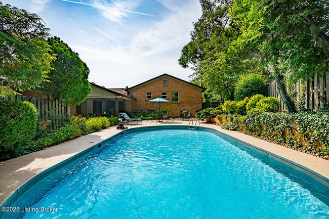 1824 Knollwood Rd, House other with 4 bedrooms, 3 bathrooms and null parking in Louisville KY | Image 6