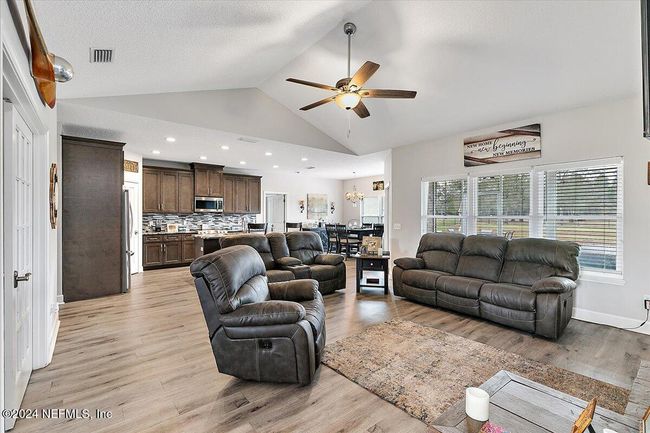 11018 Seneca Ln, House other with 4 bedrooms, 2 bathrooms and null parking in GLEN ST. MARY FL | Image 12