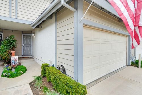 unit-c-1740 Forum Way, Corona, CA, 92881-3288 | Card Image