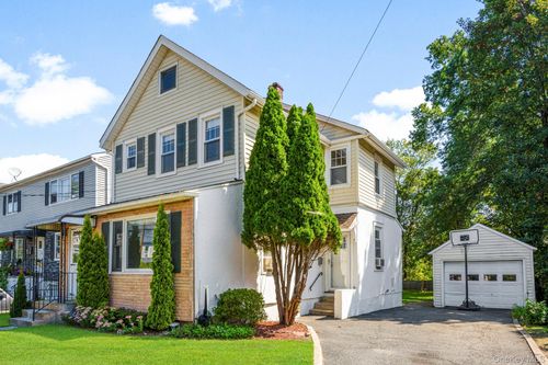 527 Jefferson Ave, Mamaroneck, NY, 10543-1624 | Card Image