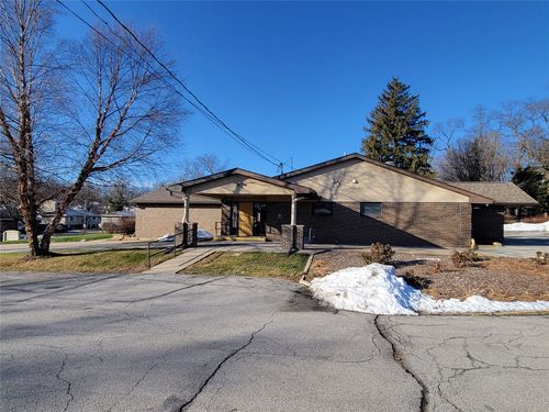 420 E Watrous Ave, Des Moines, IA, 50315-2811 | Card Image