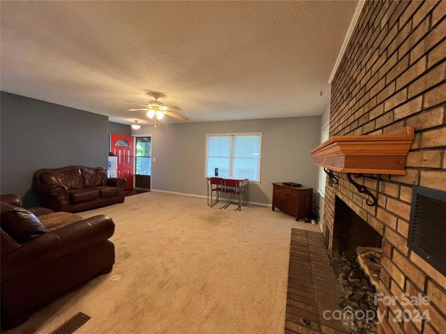 2546 White Oak Mountain Rd, House other with 3 bedrooms, 2 bathrooms and null parking in Columbus NC | Image 9