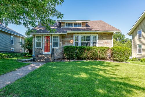 2124 Highland Ave, Davenport, IA, 52803-2036 | Card Image