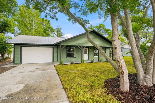 7407 Dundee Way, Weeki Wachee, FL, 34613-7424 | Card Image
