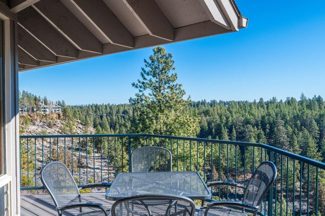 7-web-or-mls-1-16-25 19717 Mt Bachelor D | Image 16